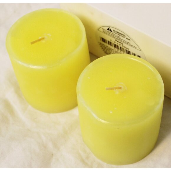 NEW Southern Living 2 Peony Scented Pillar Candles Yellow Short 3" Tall #40571 - Picture 4 of 6
